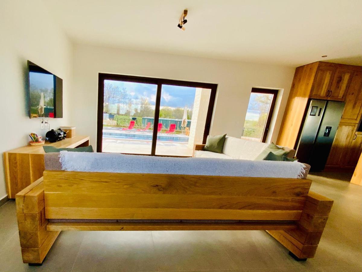 Villa Fluggi Near Labin Santalezi Eksteriør bilde
