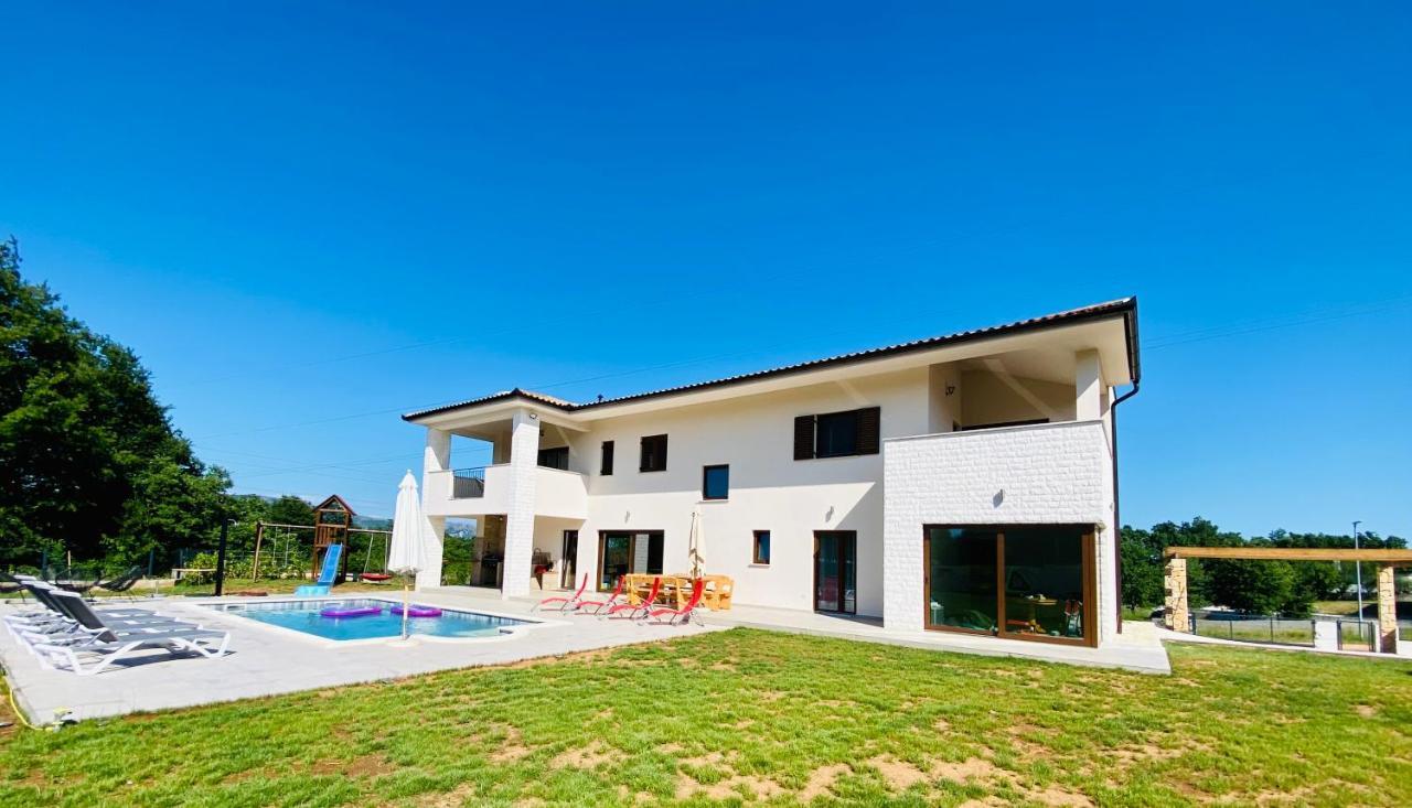 Villa Fluggi Near Labin Santalezi Eksteriør bilde