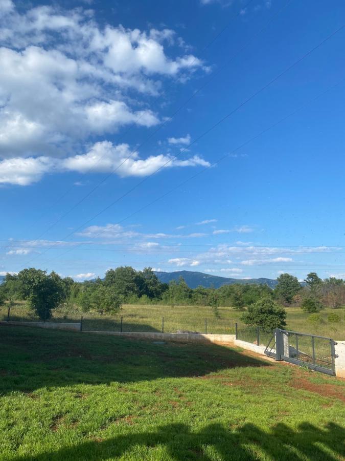 Villa Fluggi Near Labin Santalezi Eksteriør bilde